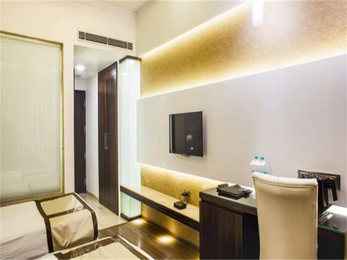 Viceroy Inn Dehradun Dış mekan fotoğraf