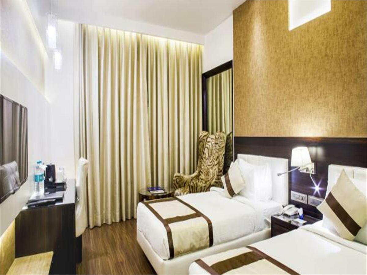 Viceroy Inn Dehradun Dış mekan fotoğraf