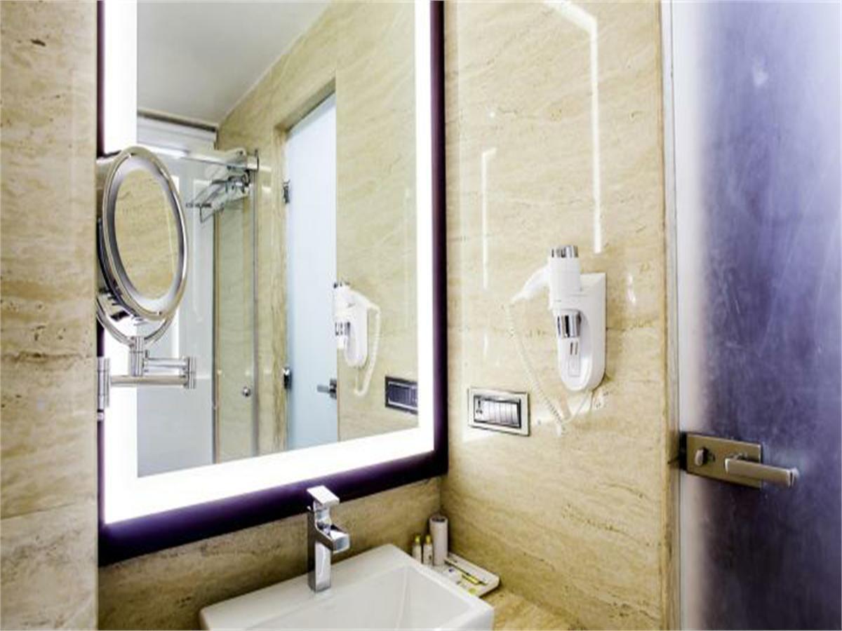 Viceroy Inn Dehradun Dış mekan fotoğraf